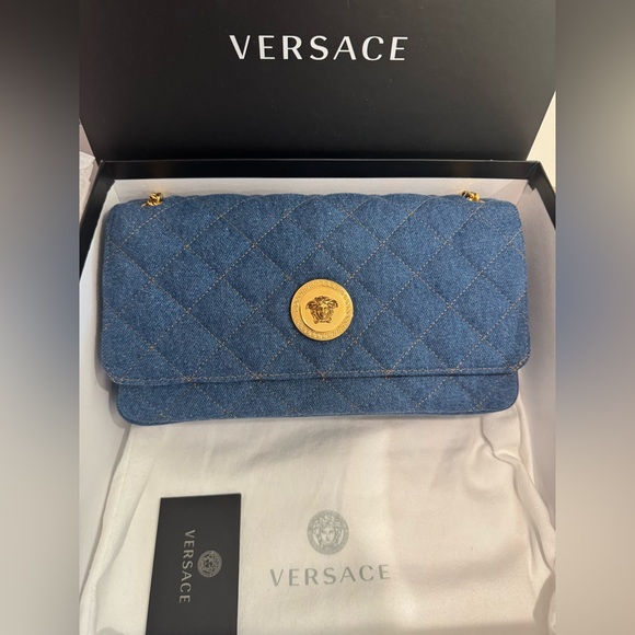 Versace Denim Bag 🌟 All Inclusive - Picture 2 of 12